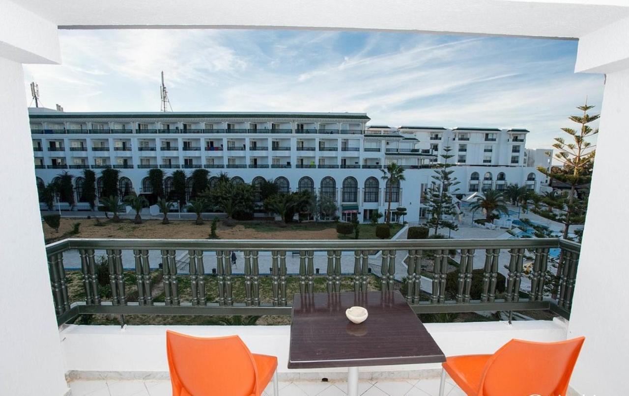 Riviera Hotel - Family Only Port El Kantaoui Bagian luar foto