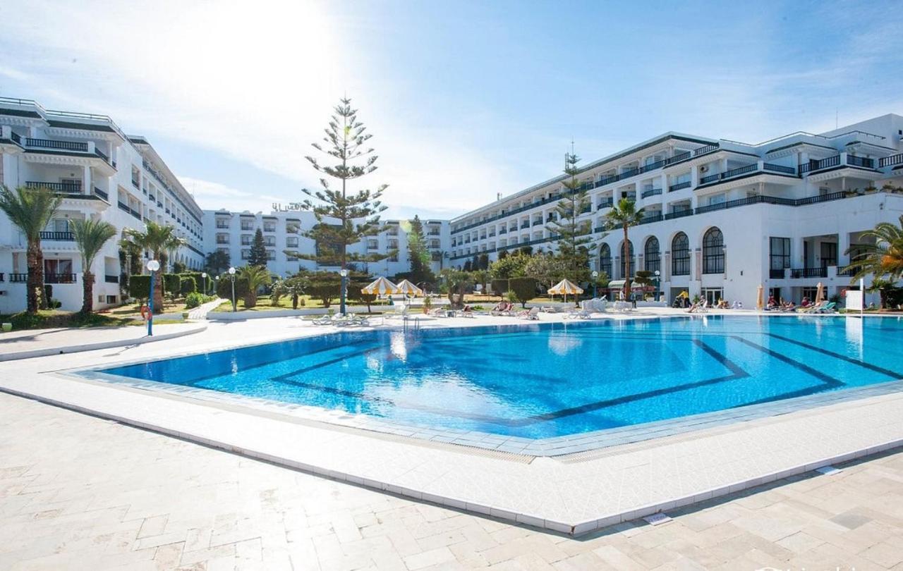 Riviera Hotel - Family Only Port El Kantaoui Bagian luar foto