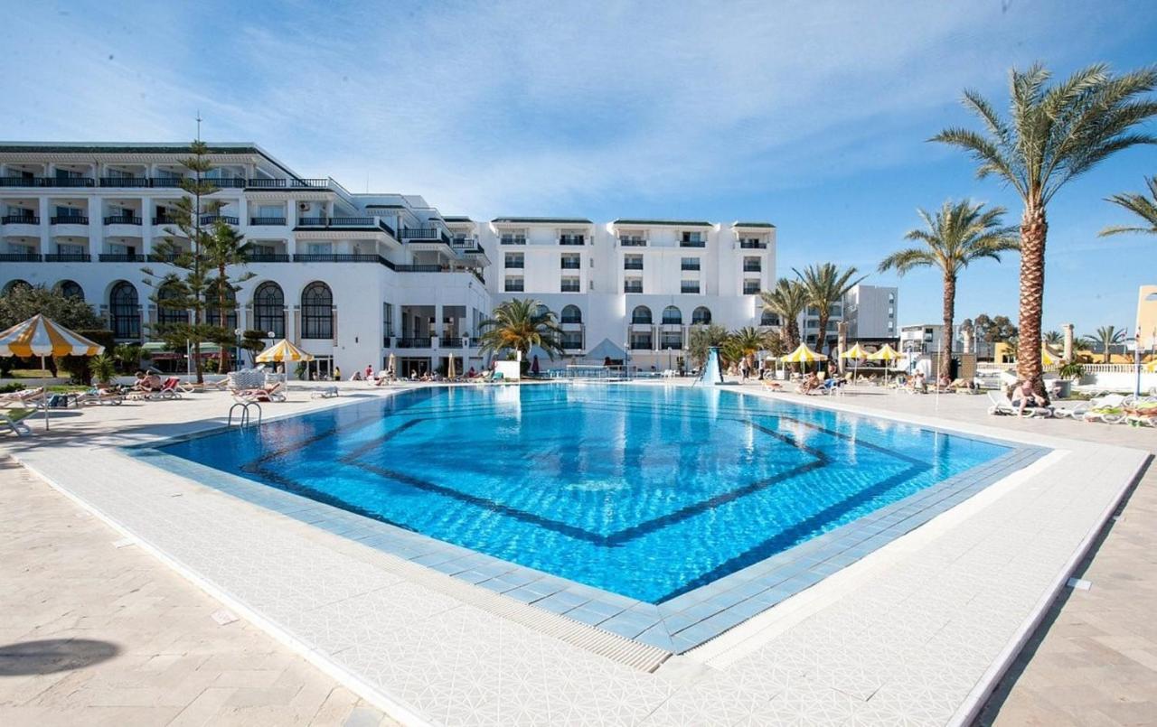 Riviera Hotel - Family Only Port El Kantaoui Bagian luar foto