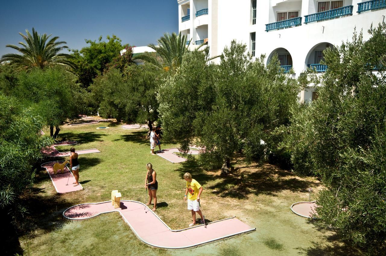 Riviera Hotel - Family Only Port El Kantaoui Bagian luar foto