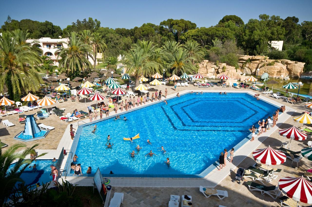 Riviera Hotel - Family Only Port El Kantaoui Bagian luar foto